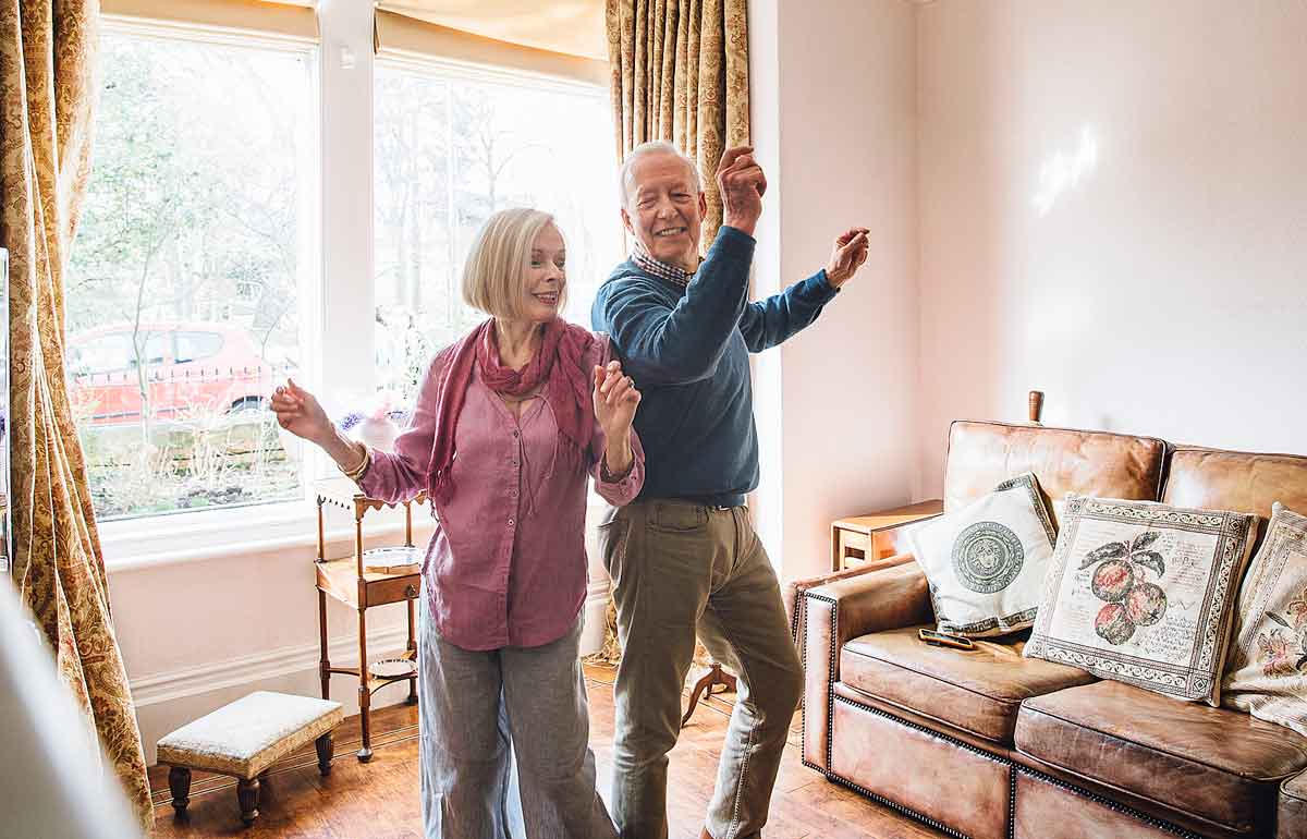 16 EASY Dance Moves For Seniors