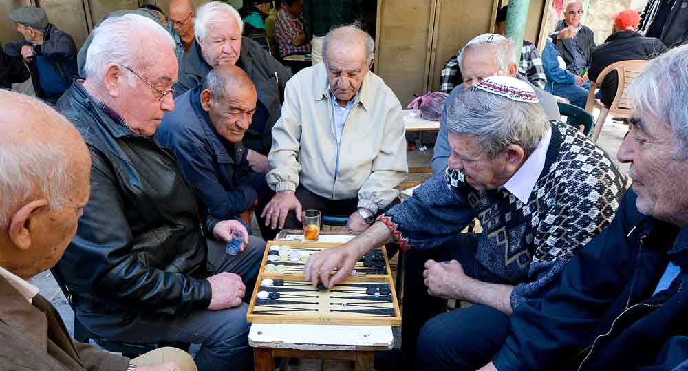 fun easy games for old people