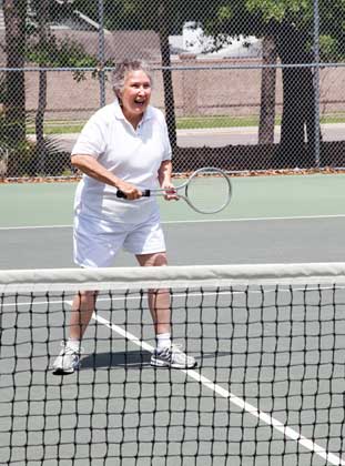 pictures of senior citizens exercising, tennis pictures of senior citizens exercising, tennis