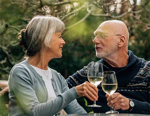What's a good first date for seniors? - Wine Tasting. If you're wine lovers,... perfect! What's a good first date for seniors? - Wine Tasting. If you're wine lovers,... perfect!